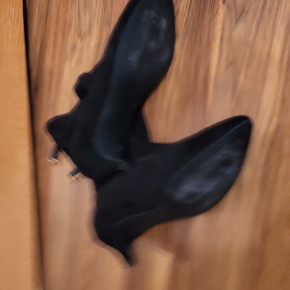 Cole Haan booties size 7.8 -8 stretch - Picture 4 of 4